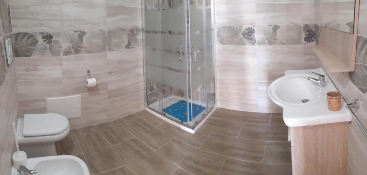 Blu Dea Apartment & Room Torre Lapillo Exterior photo