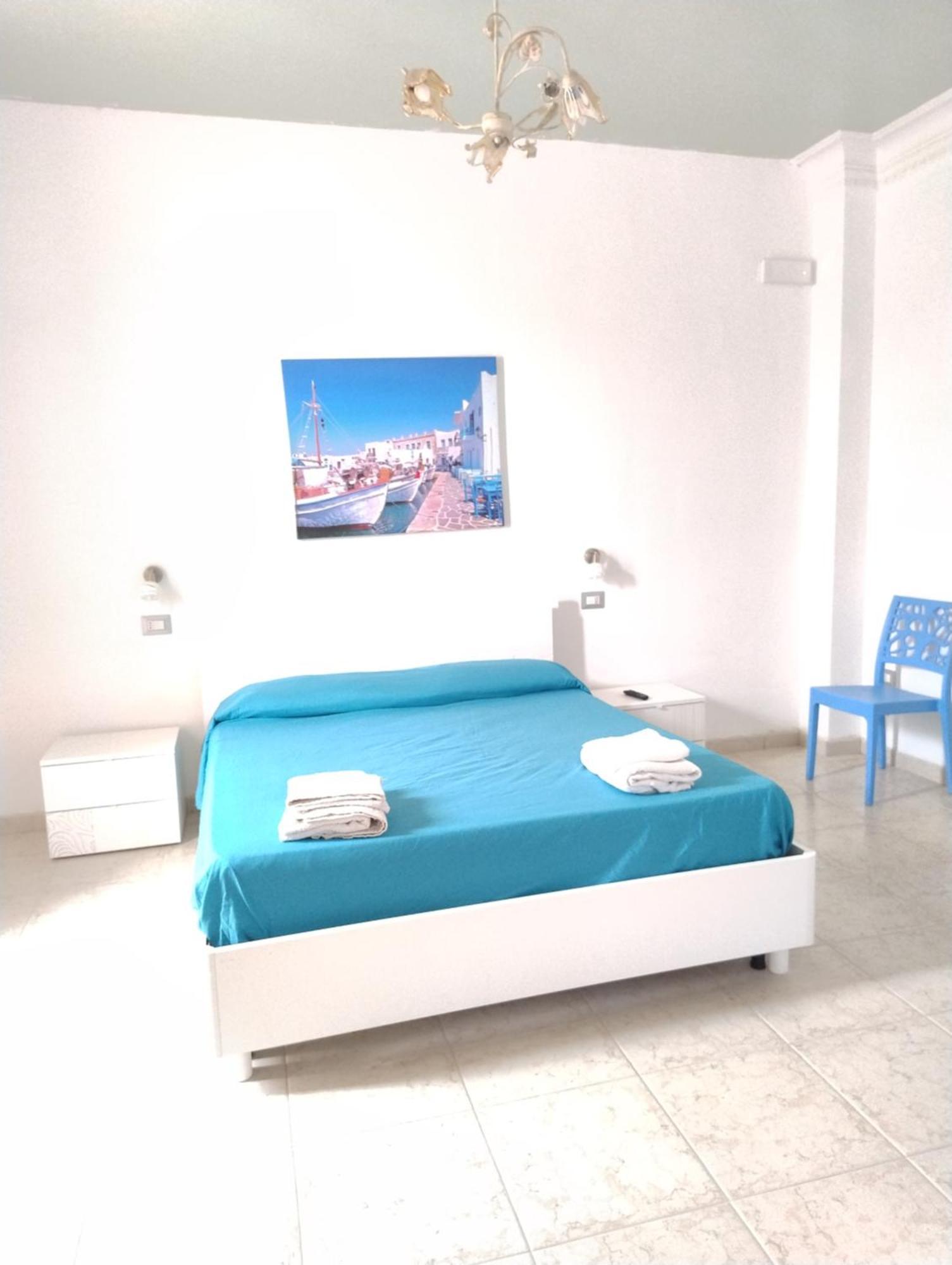 Blu Dea Apartment & Room Torre Lapillo Exterior photo