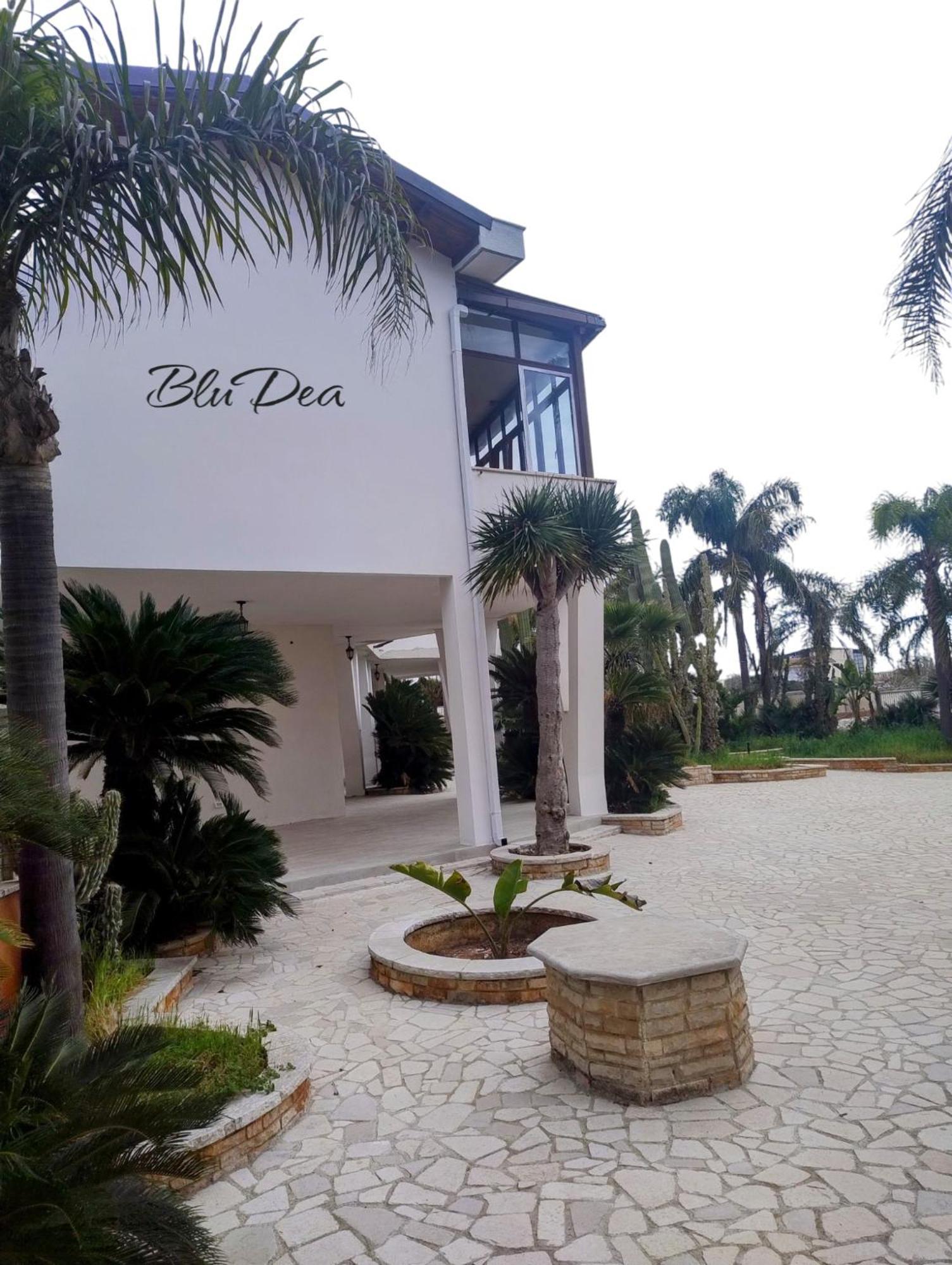 Blu Dea Apartment & Room Torre Lapillo Exterior photo